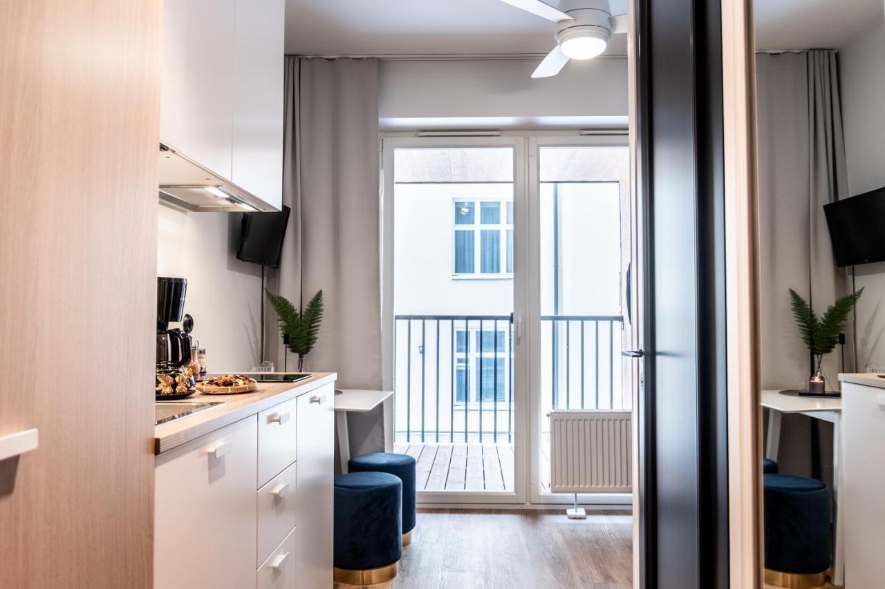 Thomas' Home - Trendy, Central & Balcony Tallinn Luaran gambar