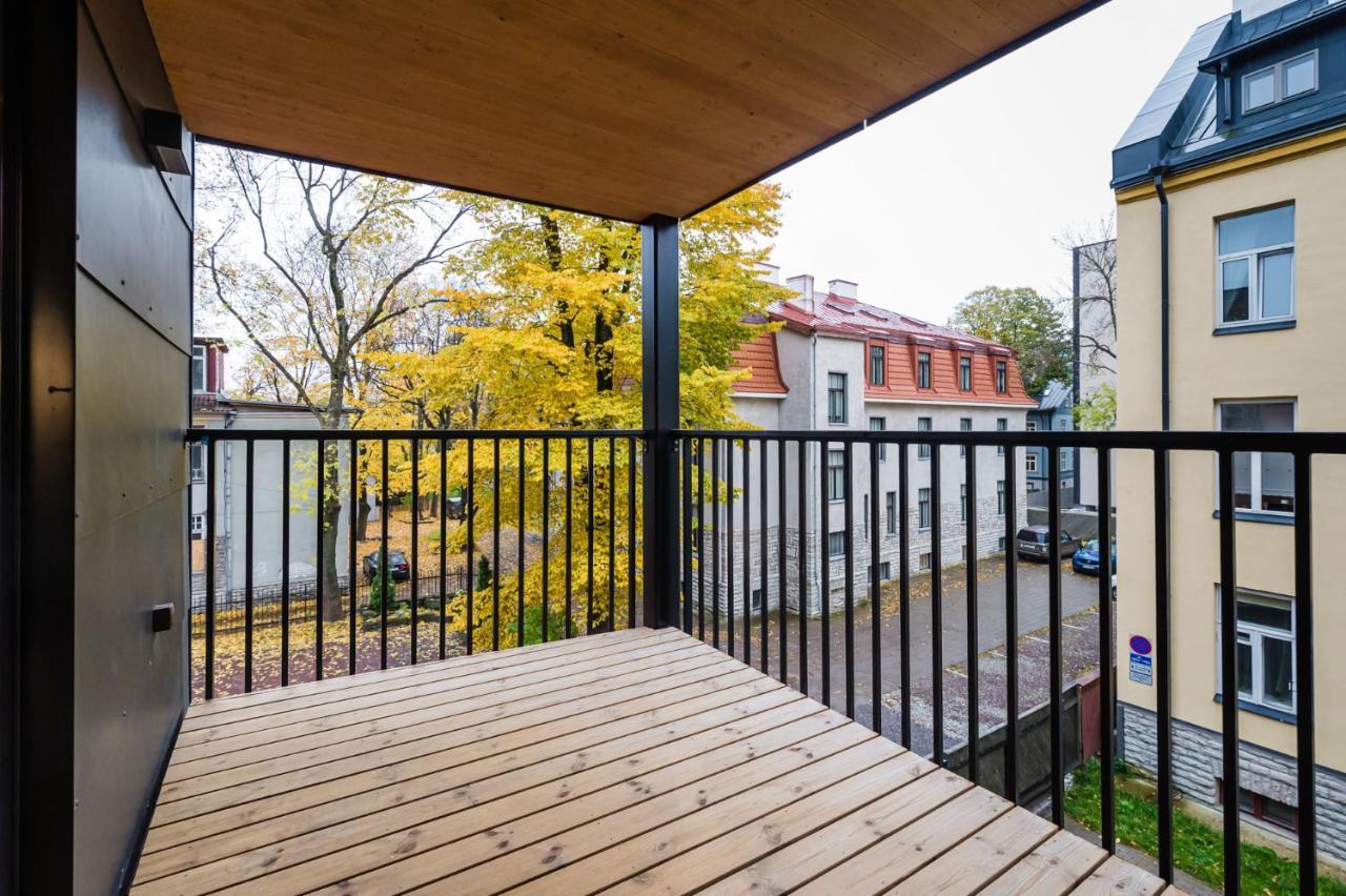 Thomas' Home - Trendy, Central & Balcony Tallinn Luaran gambar